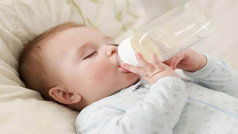 Kinh nghiệm chọn sữa cho trẻ sơ sinh tăng cân
