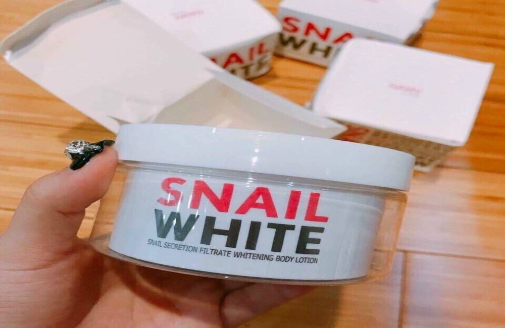 Kem dưỡng da Snail White